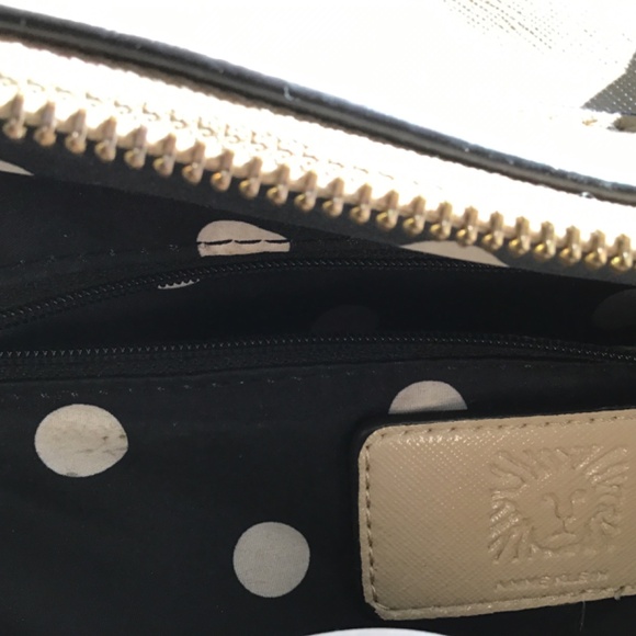 Anne Klein structured handbag - Picture 2 of 2